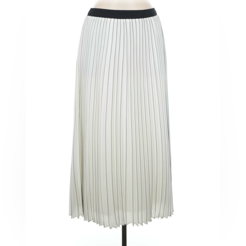 White House Black Market Black and White Smocked Pleated Skirt